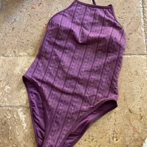 Textured one piece size large cupshe swimsuit